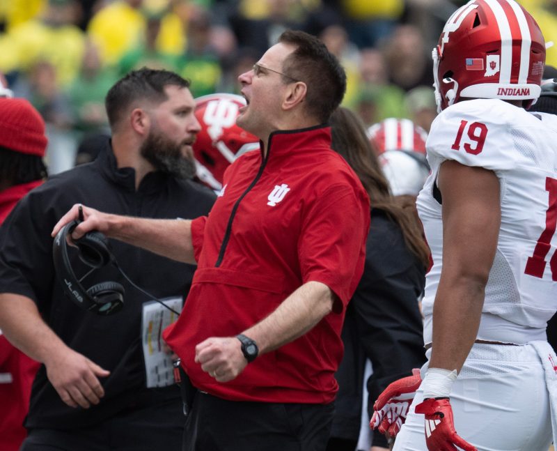 ‘Not a 1-hit wonder.’ Indiana leaves Oregon with statement win